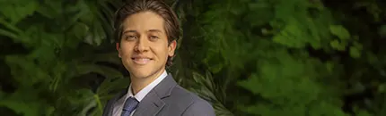 Juan Posada, abogado en Uribe Yáñez. Experto en protección de datos personales, derecho del consumidor y propiedad intelectual